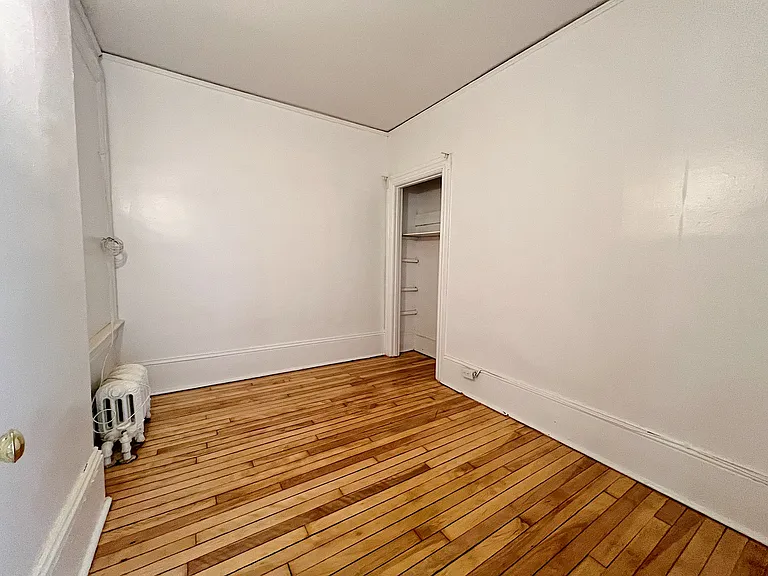191 McLeod St #2/3 — Photo 17