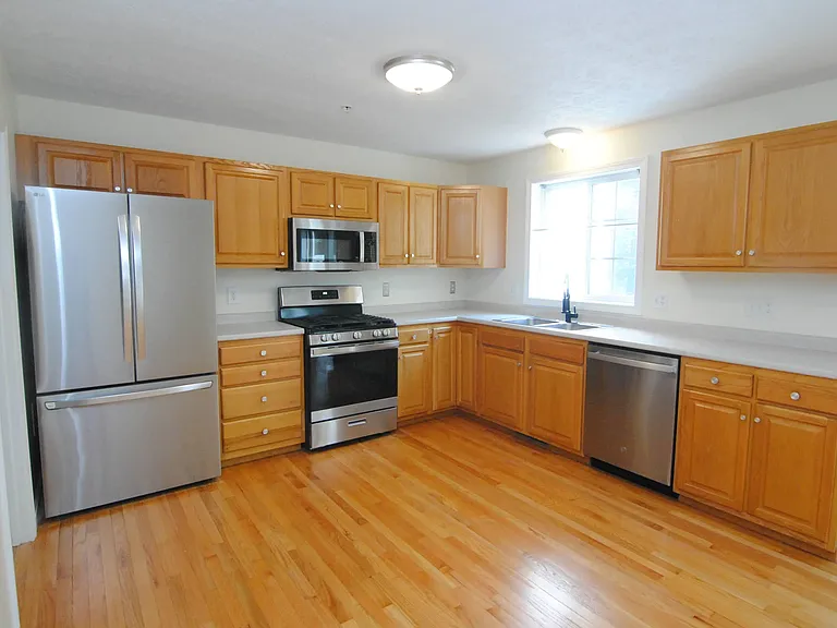 68 Georgetown Dr — Photo 11