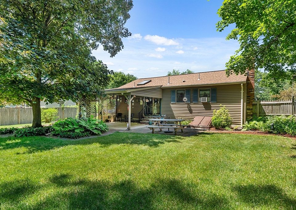 14 Pomeroy St, Easthampton, MA 01027 Zillow