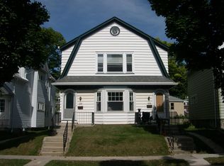 2990 S Delaware Ave, Milwaukee, WI 53207