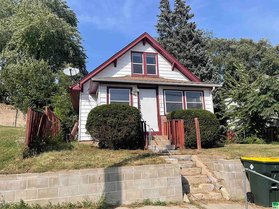 1st image of 1517 W 2nd St