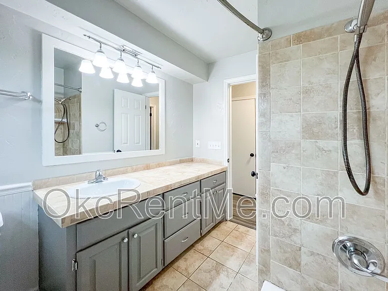 2700 N Wheeler Ave — Photo 19