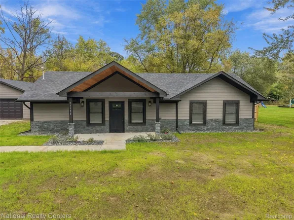 21136 Randall St, Farmington Hills, MI 48336