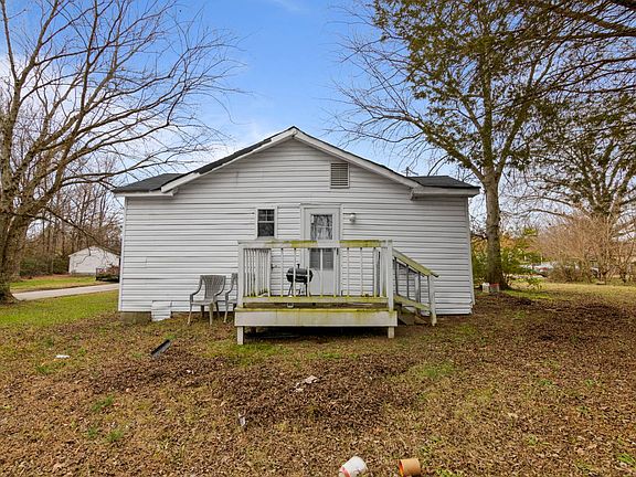 4th image of 1707 Sibyl St