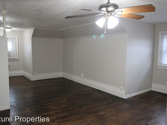 3rd image of 424 S 35th St APT 6