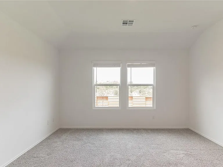 500 Jack Ryan St — Photo 14