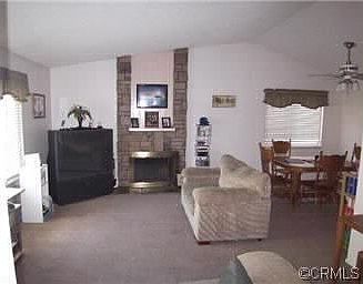 4th image of 2875 S Phoenix Ave