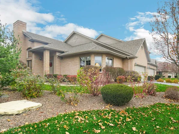 10321 Clark Ct, Munster, IN 46321