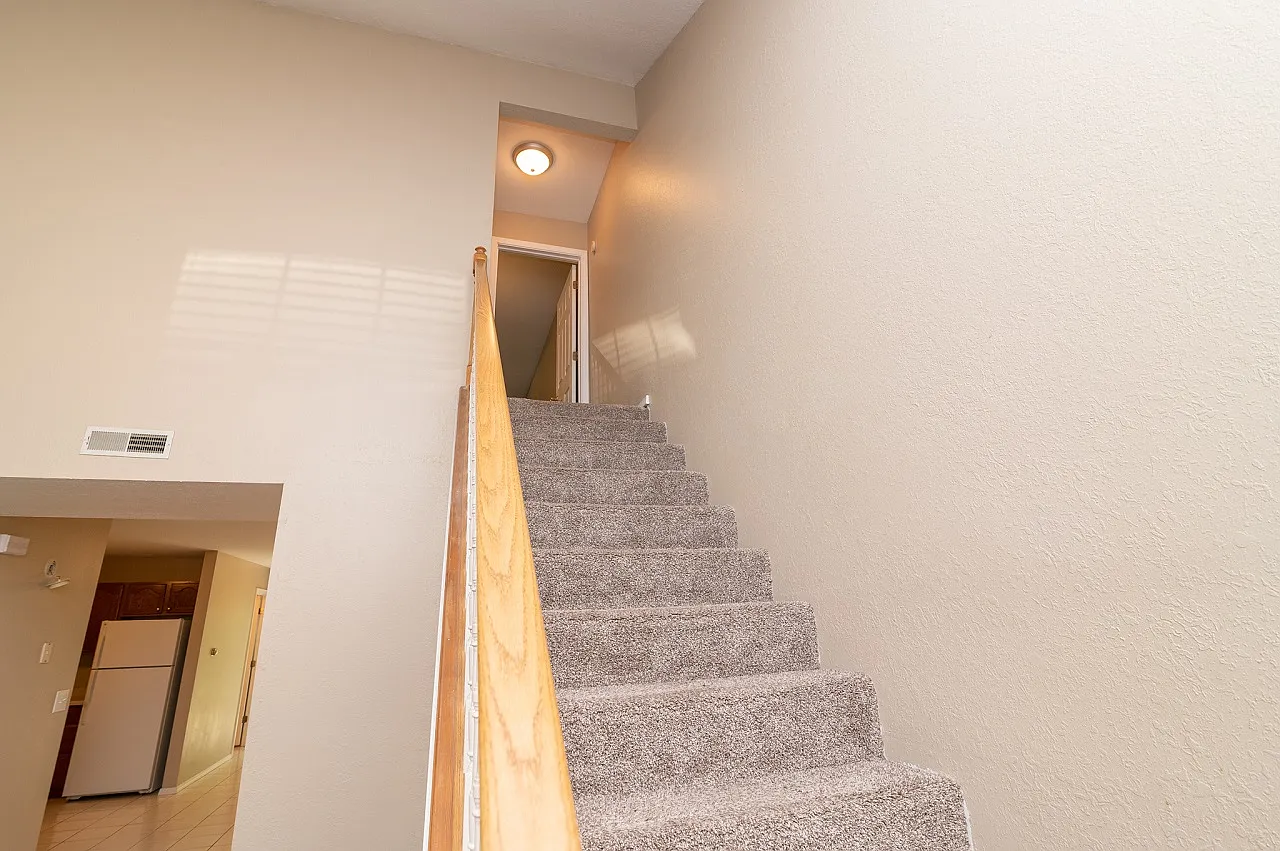 2506 Foxbar - B — Photo 3