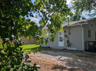 982 1/2 W Vest St, Scottsburg, IN