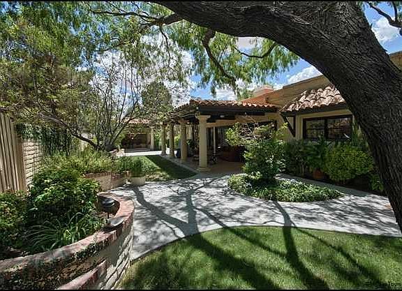 2nd image of 5232 Lakeway Dr