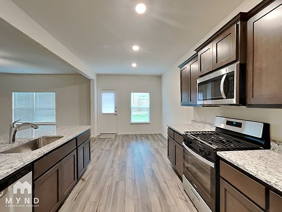 3rd image of 200 Tidwell Dr