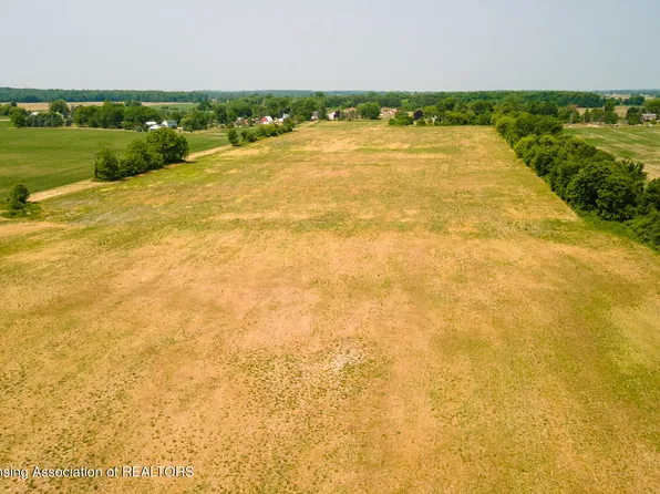 Hartel Rd, Grand Ledge, MI 48837