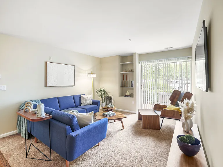 Stonehaven Apartments — Photo 6