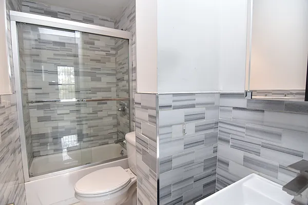 Rented by Compass | media 2