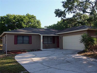 2nd image of 2304 Lincoln Ct