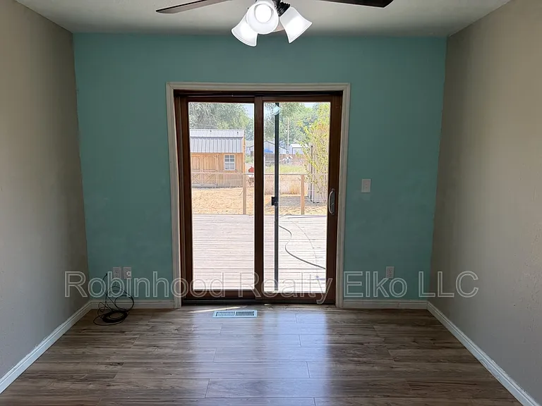 187 B St — Photo 18
