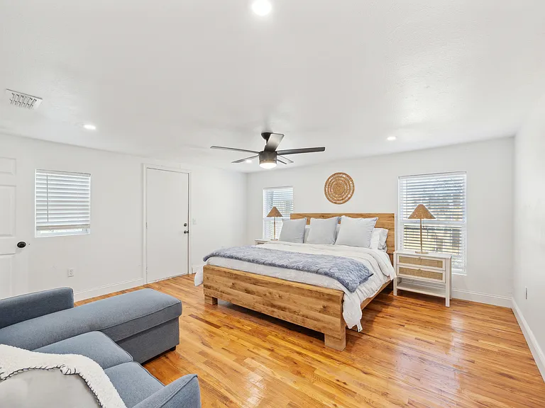 229 Sherman Dr — Photo 24