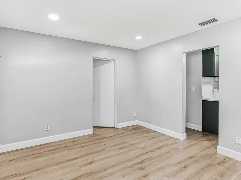 264 Ridge Rd NW — Photo 8