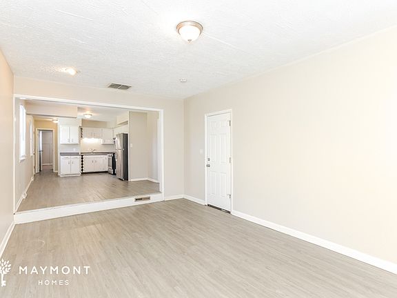 5th image of 3436 Julie Ln