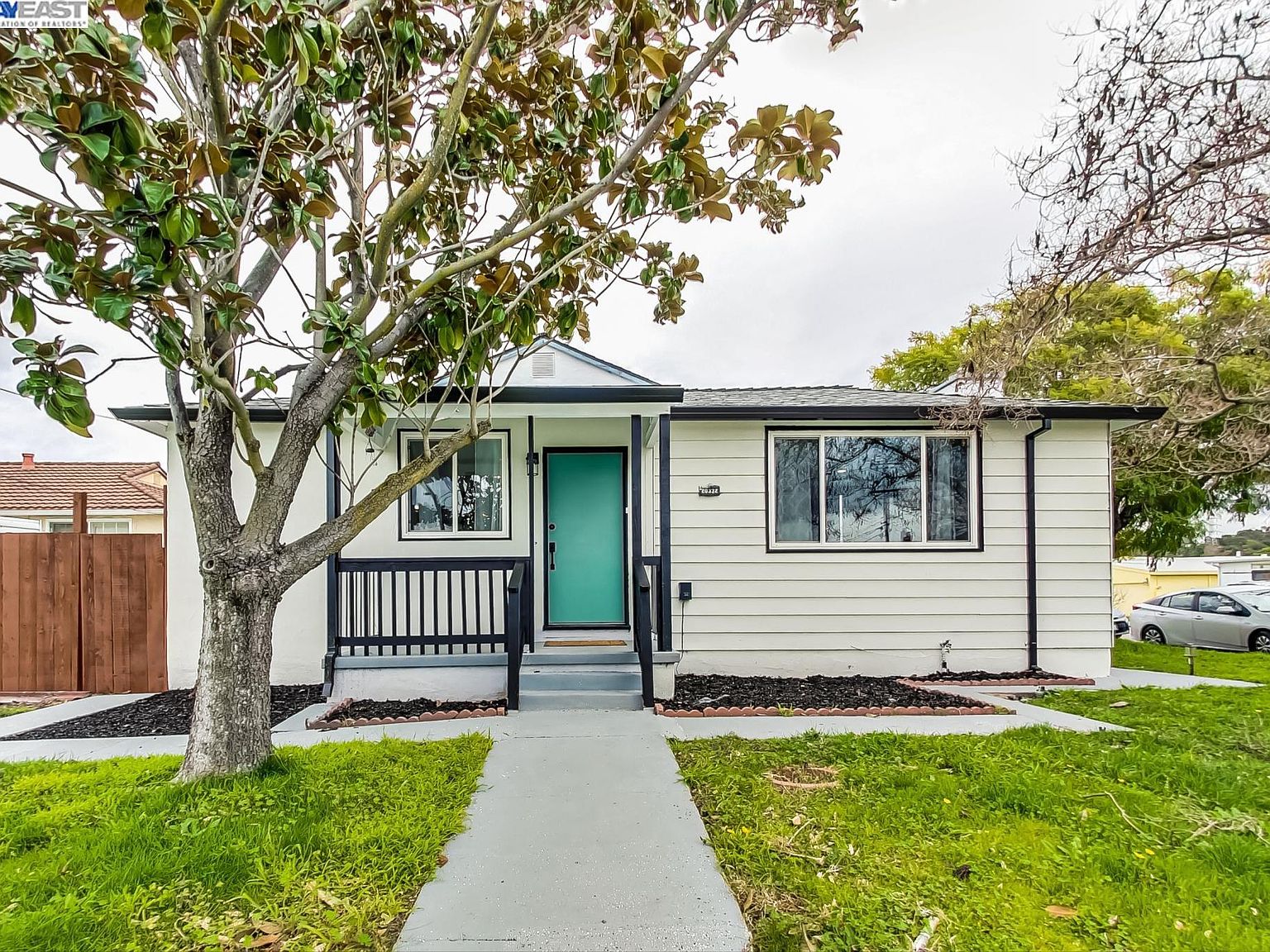 20332 Center St, Castro Valley, CA 94546 Zillow