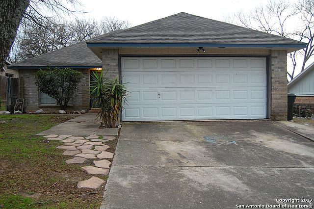 1st image of 3518 Cliffside Dr