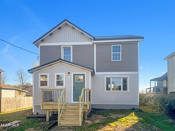 2nd image of 508 Cambria Ave