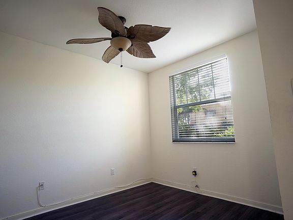 4th image of 447 Corte Madera Ln Unit 3