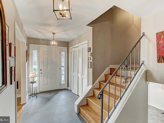 5th image of 1918 Pendennis Dr
