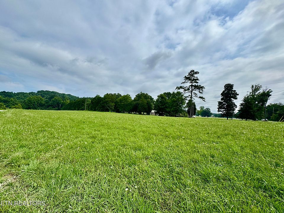 1st image of W Raccoon Valley Dr