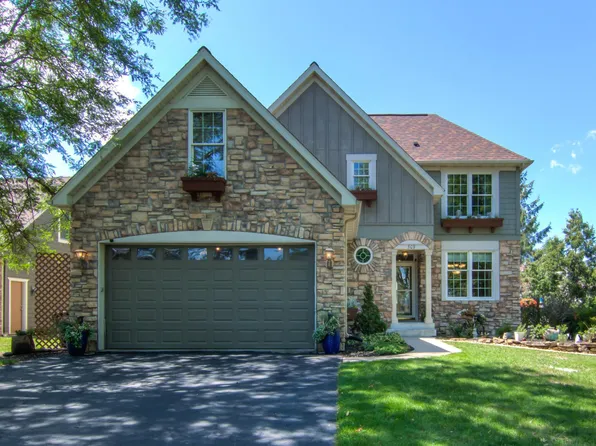 509 Diamond Dr, Hudson, WI 54016