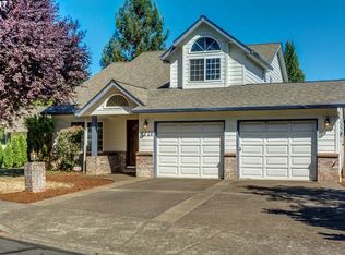 2726 NE Leathers Ln, McMinnville, OR 97128