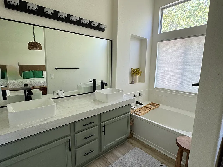 5554 Merriweather Dr — Photo 27