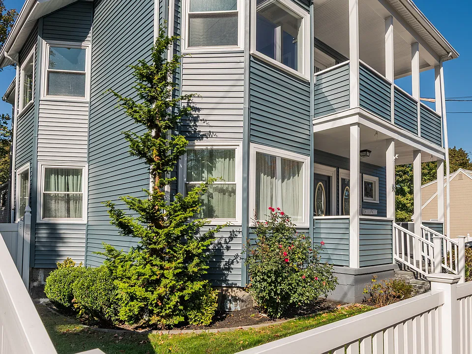 41 Liberty Hill Ave #2