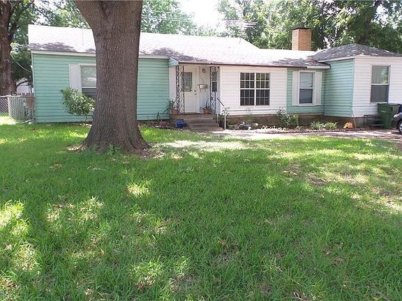 2nd image of 1456 Lakewood Dr