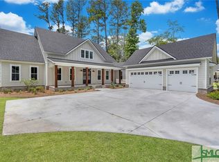 526 Linkside Lake Dr, Richmond Hill, GA 31324