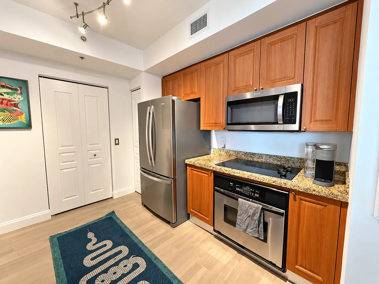2 bed, 1346 sqft, $5,700 — Photo 3
