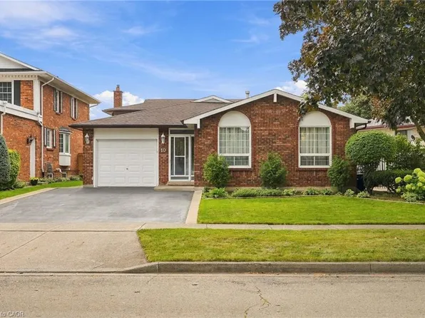 10 Audubon St N, Hamilton, ON L8J 1P7