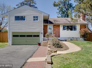 5810 Sable Dr, Alexandria, VA 22303
