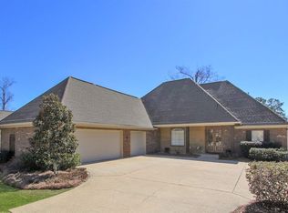 136 W Legacy Dr, Brandon, MS 39042