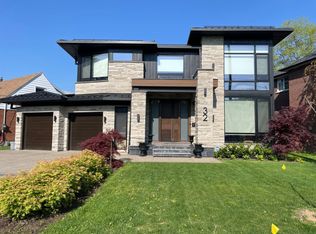 32 Redmount Rd, Toronto, ON M3H2A3