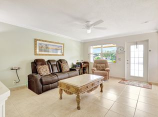 196 Cambridge Ln #H, West Palm Beach, FL 33411