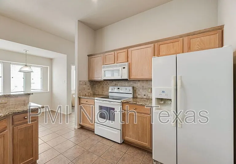 9705 Meadow Rue Dr — Photo 9