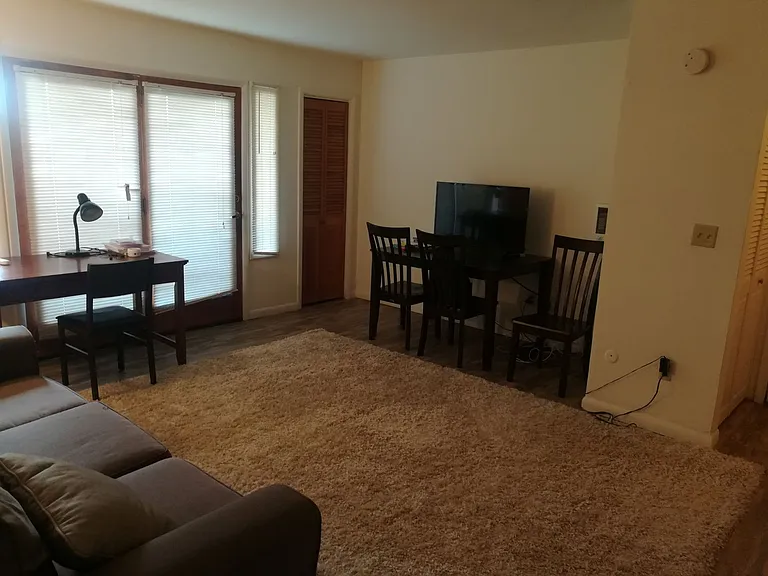 University Park Apartments near Cornell University — Photo 195