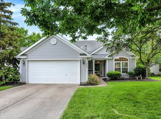 636 Burr Oak Dr, Carmel, IN 46032