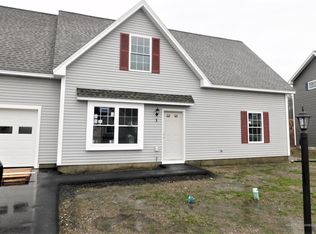 3 Boulder Dr #9, Kennebunk, ME 04043