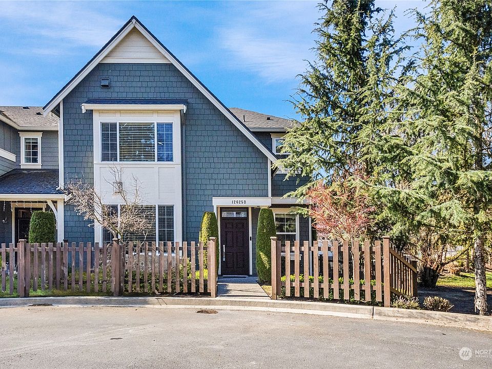 1st image of 12625 177th Avenue NE #B
