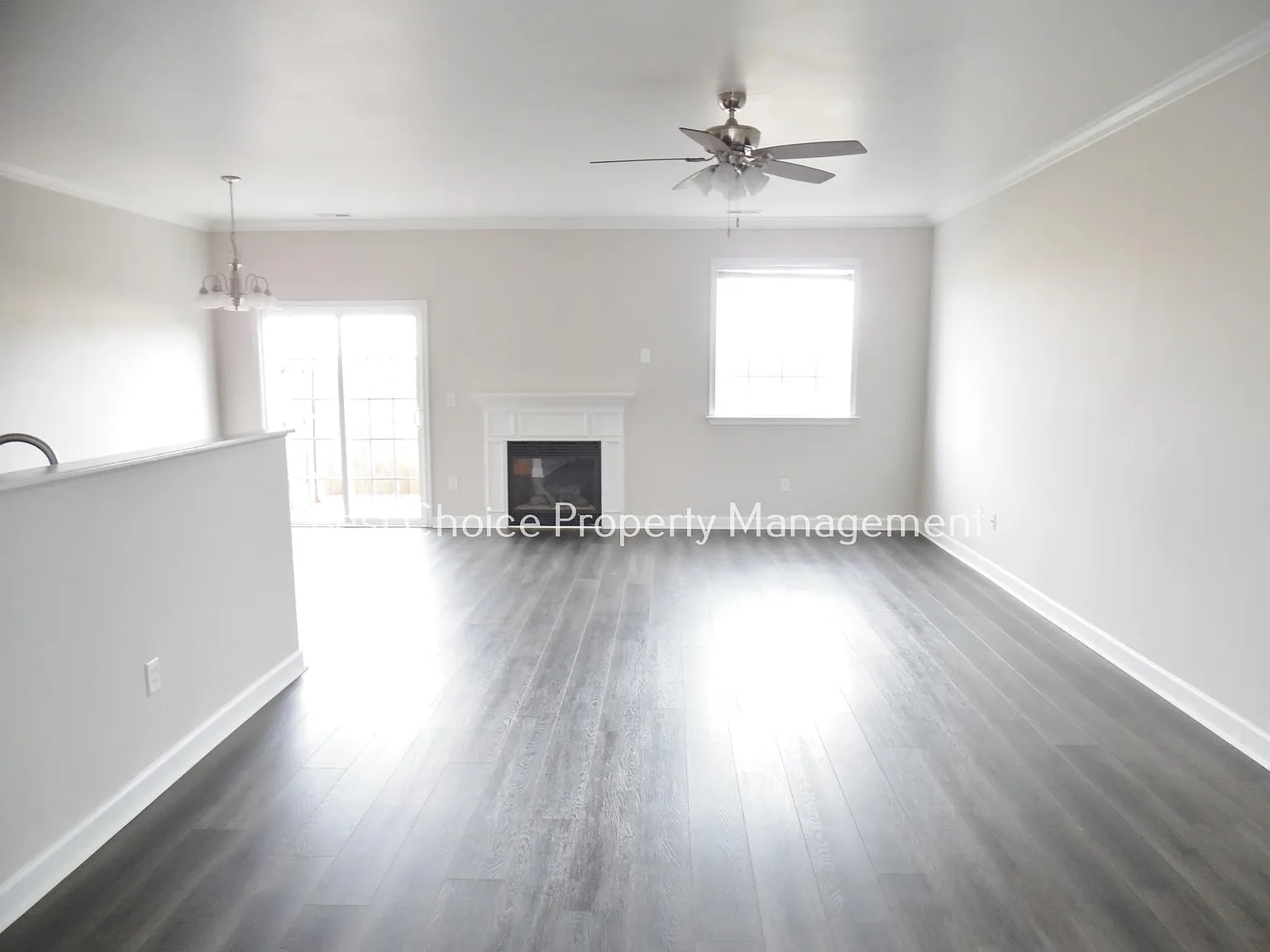 3 bed, 2.5 bath, 1650 sqft, $1,650 — Photo 4