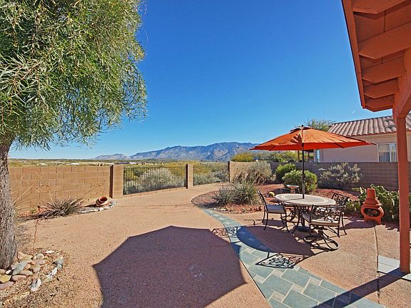 2nd image of 11991 N Labyrinth Dr