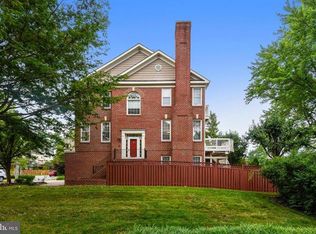 8158 Boss St, Vienna, VA 22182